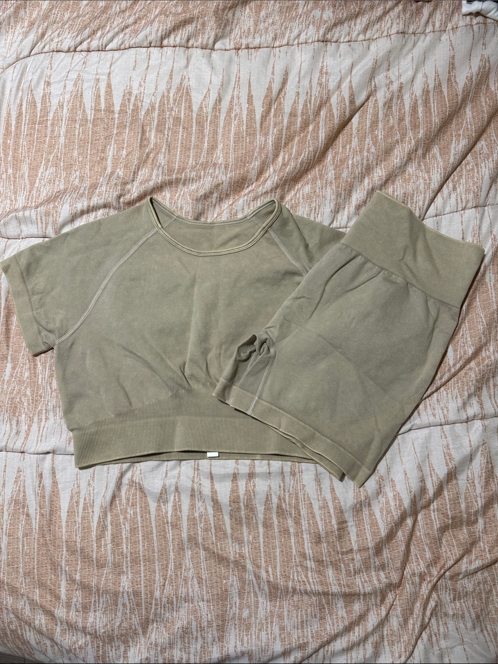 SHEIN Olive Green Crop Top